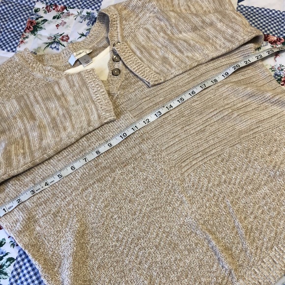 ⭐️ 5/$20 ⭐️ CJ Banks Sweater - Picture 4 of 5